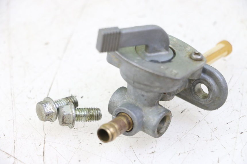 photo de VALVULA DEPOSITO KAWASAKI KX 65 (2000 - 2019) - Primer plano técnico