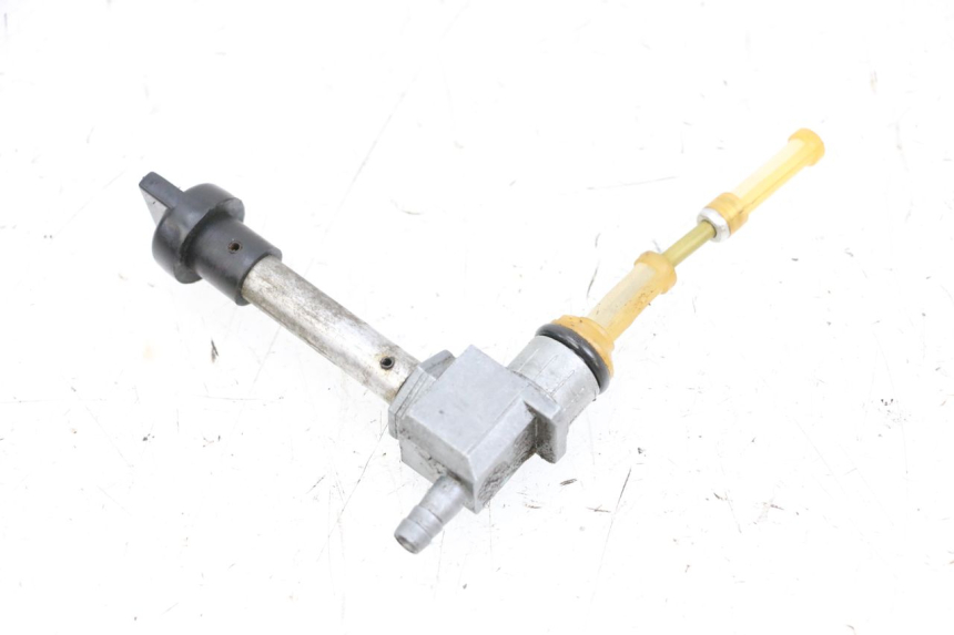 photo de GRIFO DEL DEPóSITO PEUGEOT LUDIX 50 (2005 - 2007) - Zoom estado de uso