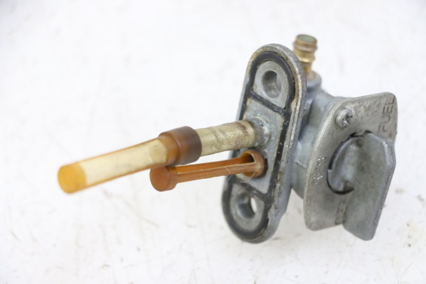 photo de GRIFO DEL DEPóSITO YAMAHA PW 80 (1983 - 2014)