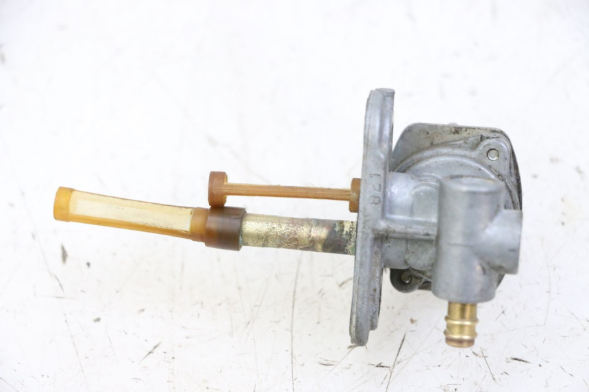 photo de GRIFO DEL DEPóSITO YAMAHA PW 80 (1983 - 2014)