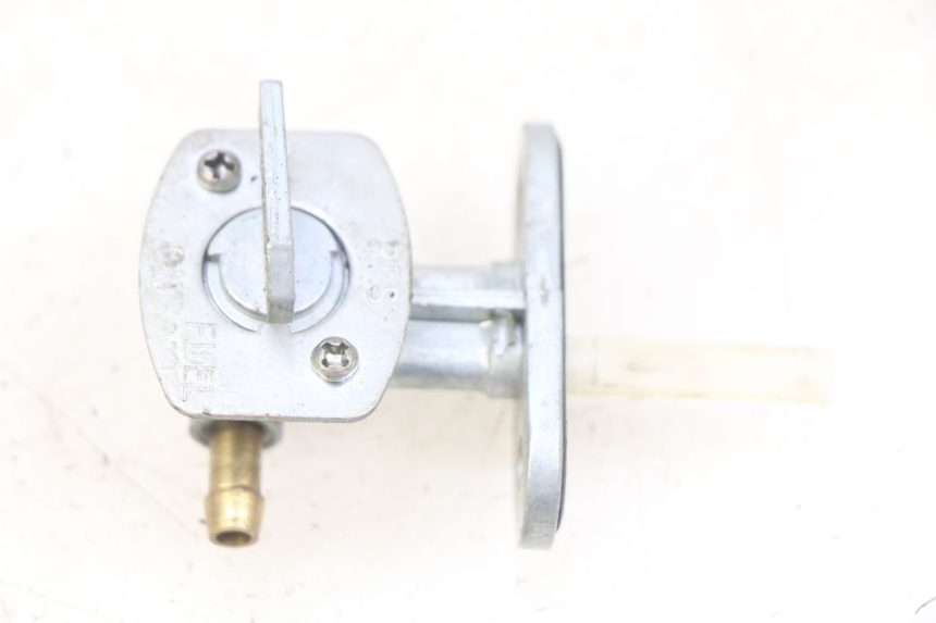 photo de GRIFO DEL DEPóSITO YAMAHA TTR 125 (2000 - 2020)