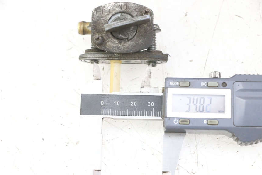 photo de VALVULA DEPOSITO YAMAHA FZS FAZER 600 (2001 - 2003)