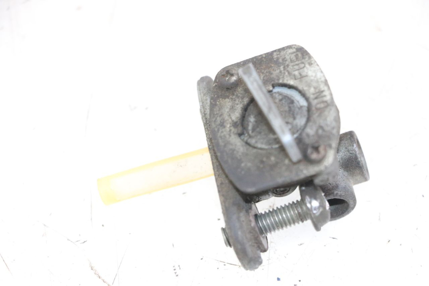 photo de VALVULA DEPOSITO YAMAHA FZS FAZER 600 (2001 - 2003)