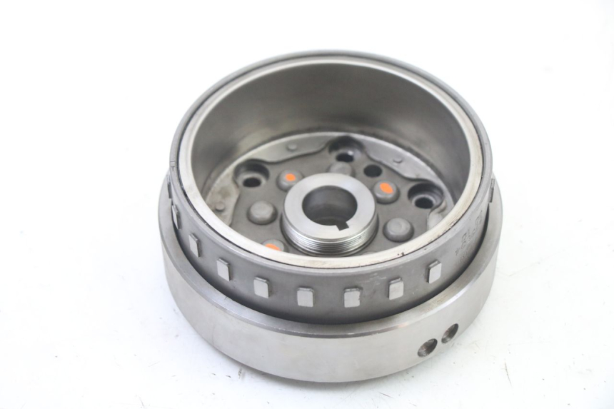 photo de VOLANTE MAGNETICO GILERA NEXUS 300 (2008 - 2013)