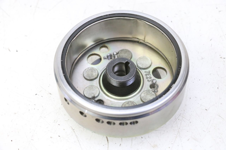 photo de VOLANTE MAGNETICO KYMCO GRAND DINK 125 (2008 - 2014)