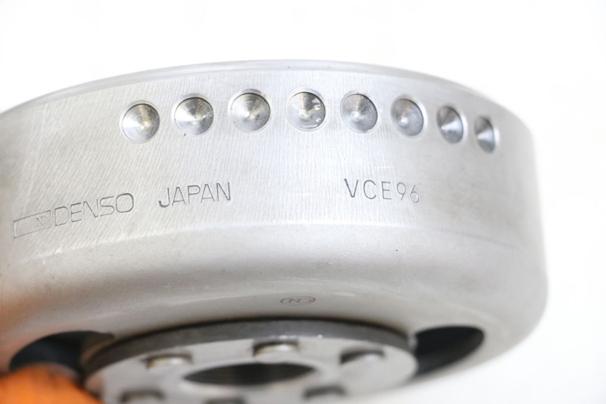 photo de VOLANTE MAGNETICO KAWASAKI KDX 125 (1990 - 1991)
