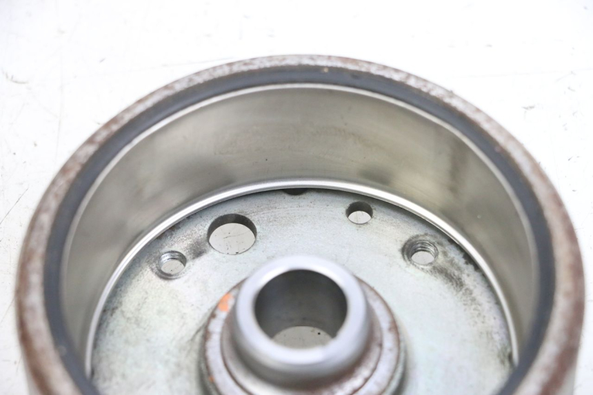 photo de VOLANTE MAGNETICO KYMCO LIKE 125 (2009 - 2016) - Otra perspectiva