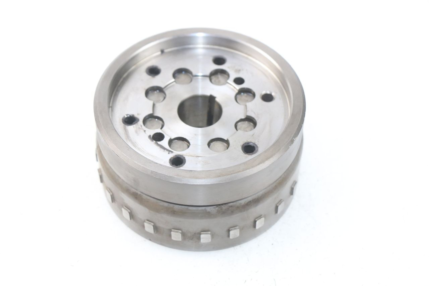 photo de VOLANTE MAGNETICO PIAGGIO MP3 LT 400 (2007 - 2012)