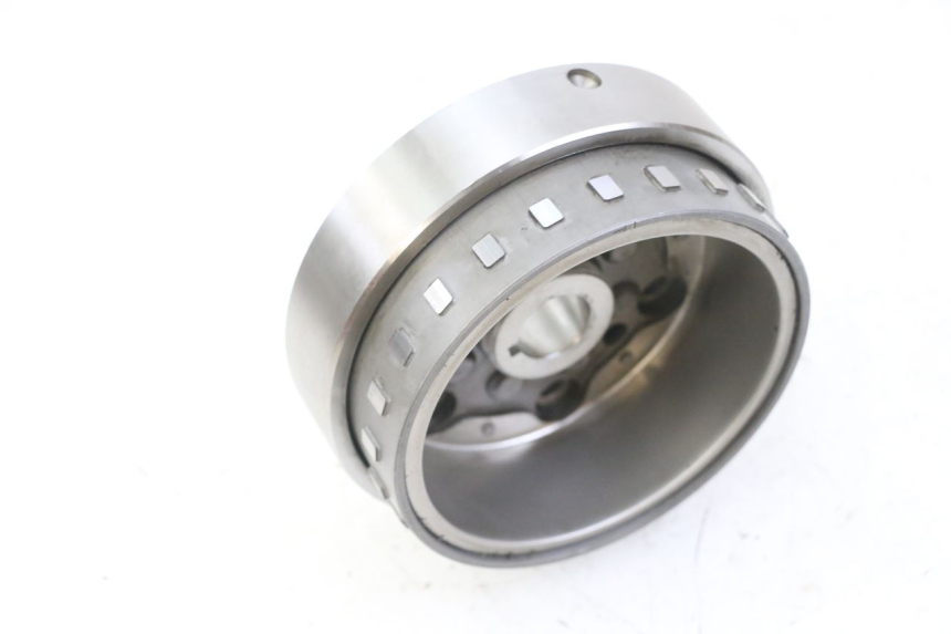 photo de VOLANTE MAGNETICO PIAGGIO MP3 LT 300 (2010 - 2016)
