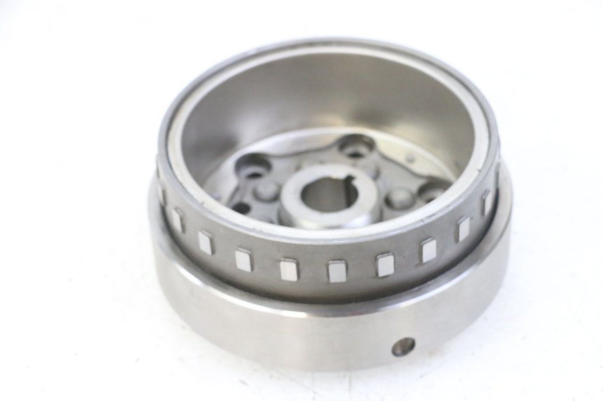 photo de VOLANTE MAGNETICO PIAGGIO MP3 LT 300 (2010 - 2016)