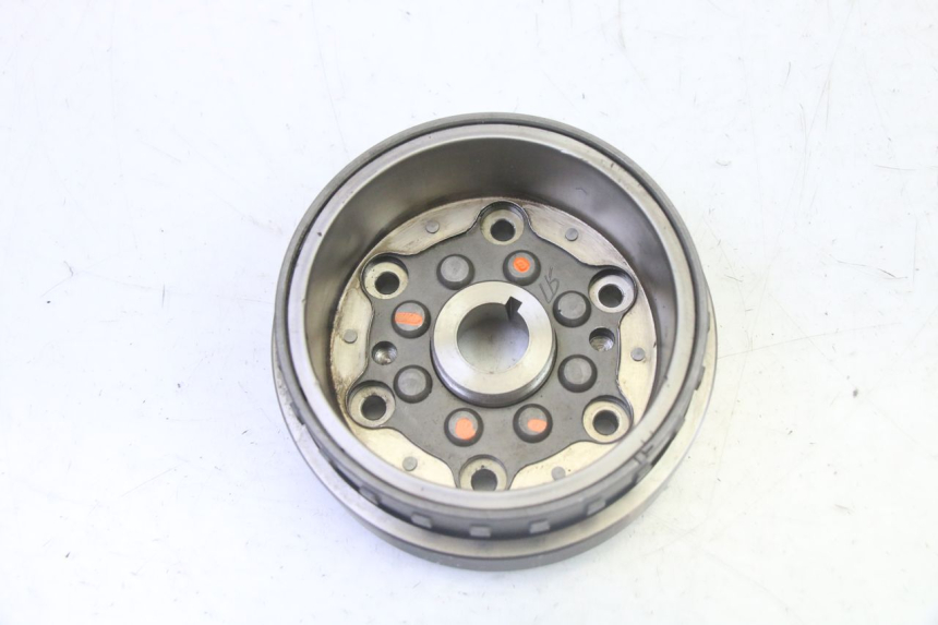 photo de VOLANTE MAGNETICO PIAGGIO MP3 LT 300 (2010 - 2016)