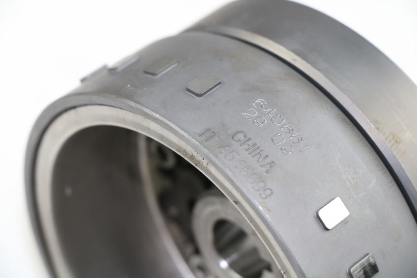 photo de VOLANTE MAGNETICO PIAGGIO MP3 LT 400 (2007 - 2012)