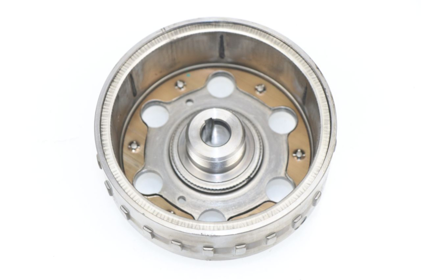 photo de VOLANTE MAGNETICO PEUGEOT SATELIS COMPRESSOR K15 125 (2006 - 2009)