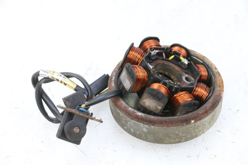 photo de ESTATOR KYMCO AGILITY CITY 4T 50 (2008 - 2016) - Otra perspectiva