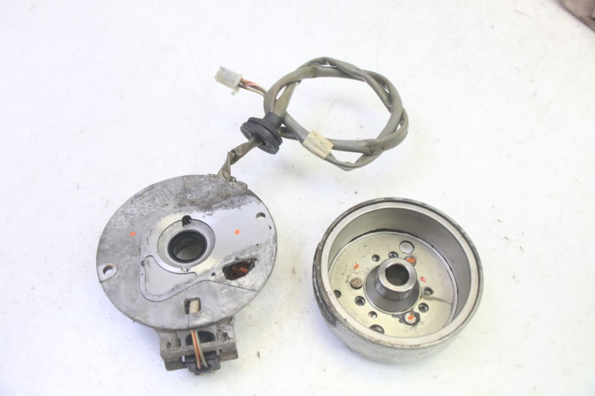 photo de ROTOR ESTATOR MBK BOOSTER SPIRIT 50 (2004 - 2017) - Detalle de la pieza