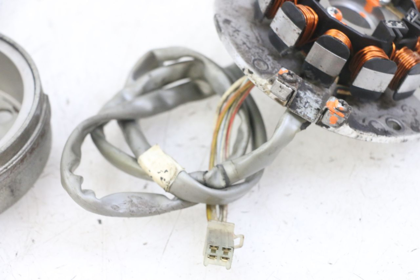 photo de ROTOR ESTATOR MBK BOOSTER SPIRIT NAKED 50 (2004 - 2017)