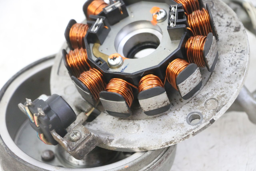 photo de ROTOR ESTATOR MBK BOOSTER SPIRIT NAKED 50 (2004 - 2017)
