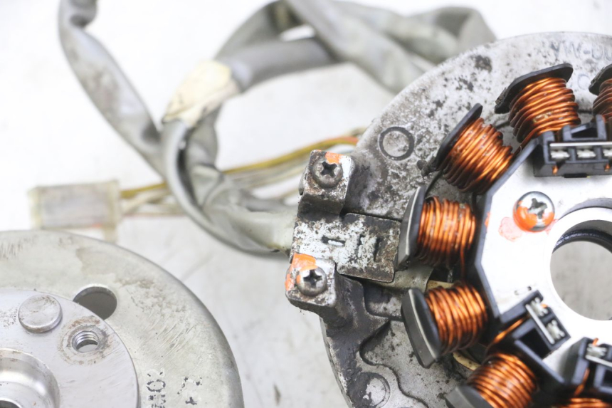photo de ROTOR ESTATOR MBK BOOSTER SPIRIT NAKED 50 (2004 - 2017)