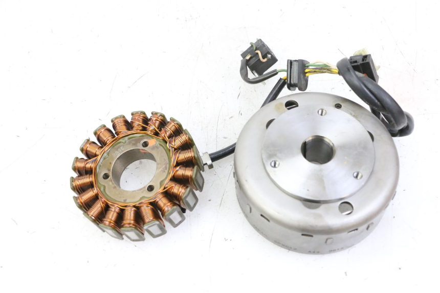 photo de ROTOR ESTATOR SUZUKI BURGMAN 125 (2007 - 2014)