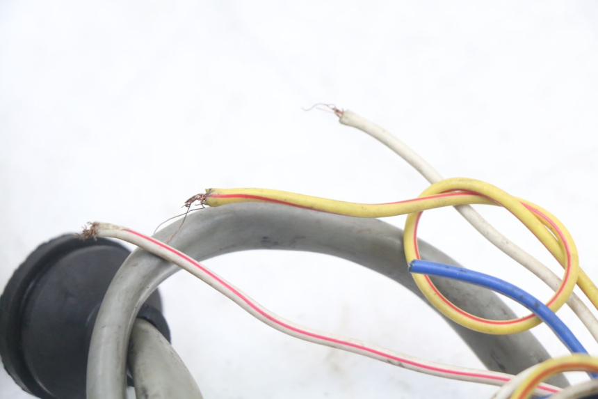 photo de ESTATOR YAMAHA BW'S 50 (2004 - 2017) - Otra vista del artículo