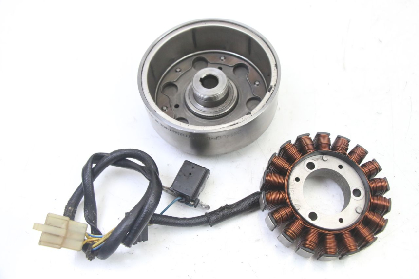 photo de ESTATOR PEUGEOT ELYSEO 125 (1999 - 2004)