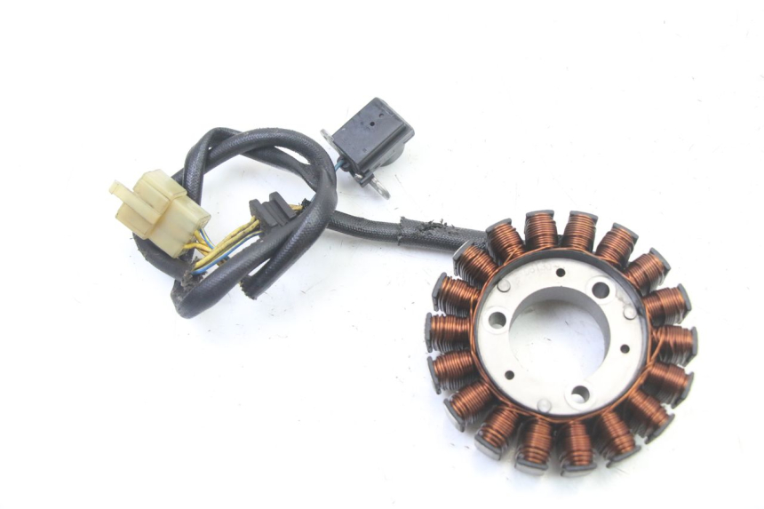 photo de ESTATOR PEUGEOT ELYSEO 125 (1999 - 2004)