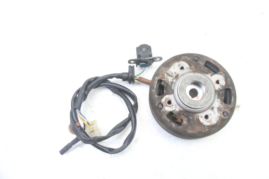 photo de ESTATOR PEUGEOT ELYSTAR 50 (2002 - 2014)