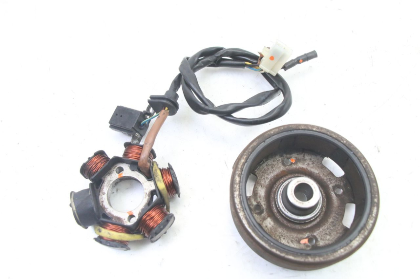 photo de ESTATOR PEUGEOT ELYSTAR 50 (2002 - 2014)