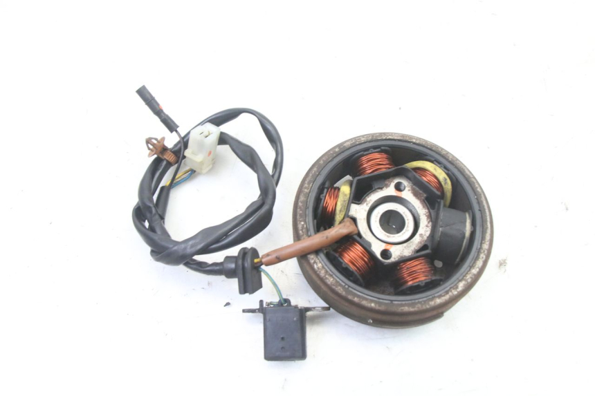 photo de ESTATOR PEUGEOT ELYSTAR 50 (2002 - 2014)