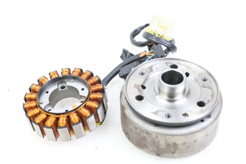 photo de ESTATOR HONDA FES PANTHEON 2T 125 (1998 - 2002)