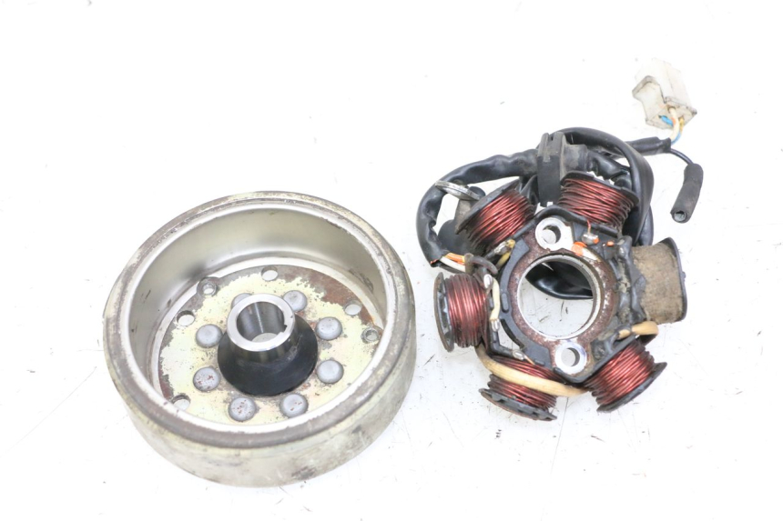 photo de ROTOR ESTATOR PEUGEOT KISBEE 2T 50 (2010 - 2017)