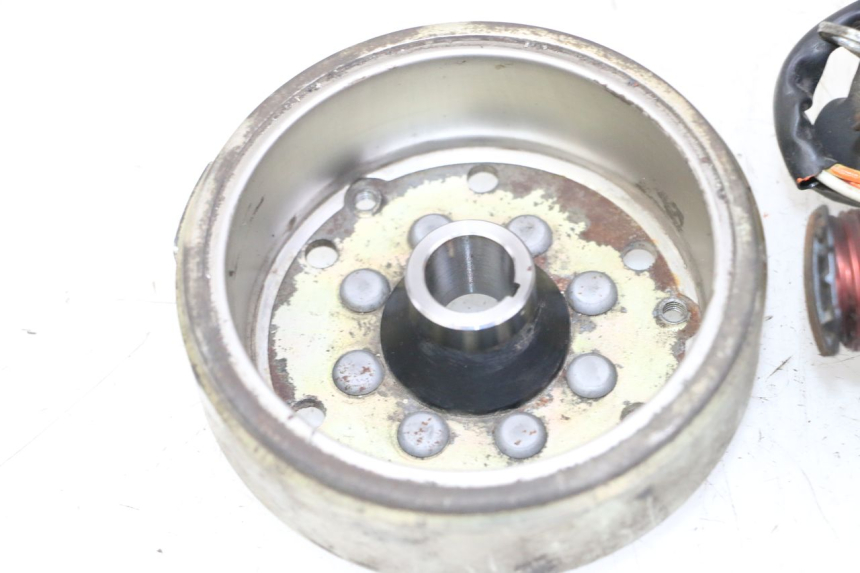 photo de ROTOR ESTATOR PEUGEOT KISBEE 2T 50 (2010 - 2017)