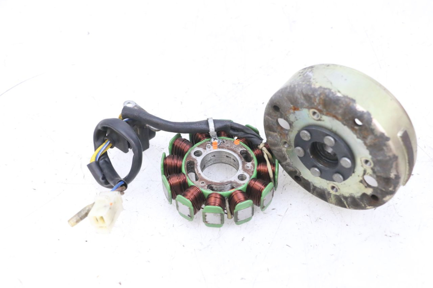 photo de ROTOR ESTATOR PEUGEOT KISBEE 4T 50 (2018 - 2022) - Vista general del producto