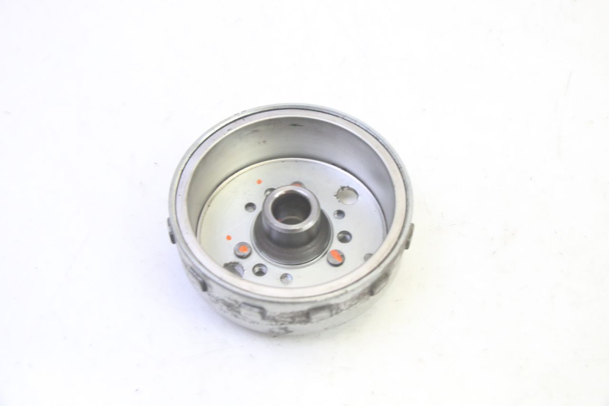 photo de ESTATOR YAMAHA NEOS NEO'S 4T 50 (2008 - 2016) - Primer plano de alta resolución