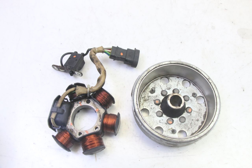 photo de ESTATOR PIAGGIO NEW TYPHOON 50 (2010 - 2017)