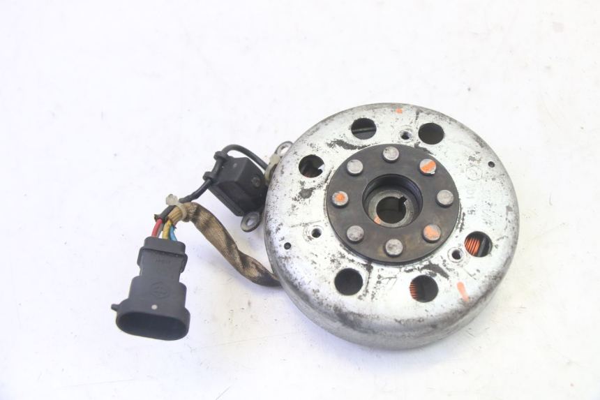 photo de ESTATOR PIAGGIO NEW TYPHOON 50 (2010 - 2017)