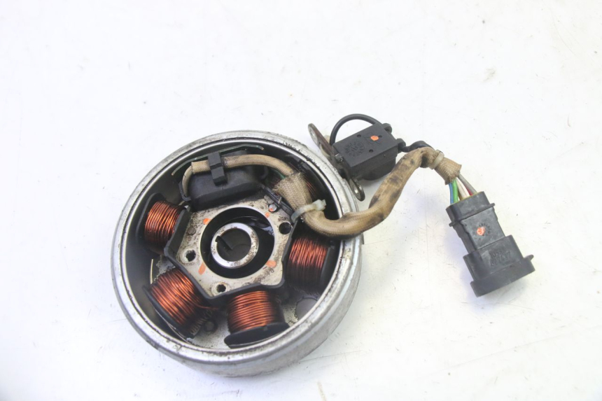 photo de ESTATOR PIAGGIO NEW TYPHOON 50 (2010 - 2017)