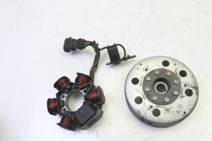 photo de ESTATOR PIAGGIO NEW TYPHOON 50 (2010 - 2017)