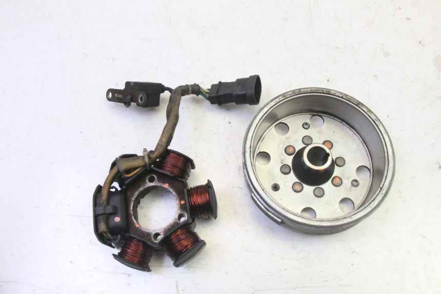 photo de ESTATOR PIAGGIO NEW TYPHOON 50 (2010 - 2017)