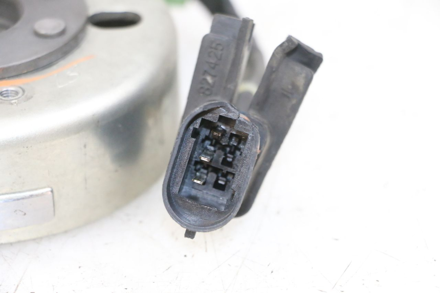 photo de ESTATOR PIAGGIO NEW TYPHOON 50 (2018 - 2021) - Marcados y referencias originales