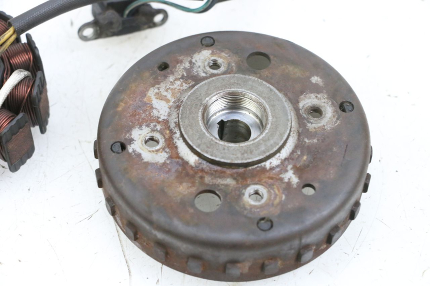 photo de ESTATOR SYM ORBIT III 3 4T 50 (2021 - 2025) - Recambio usado revisado