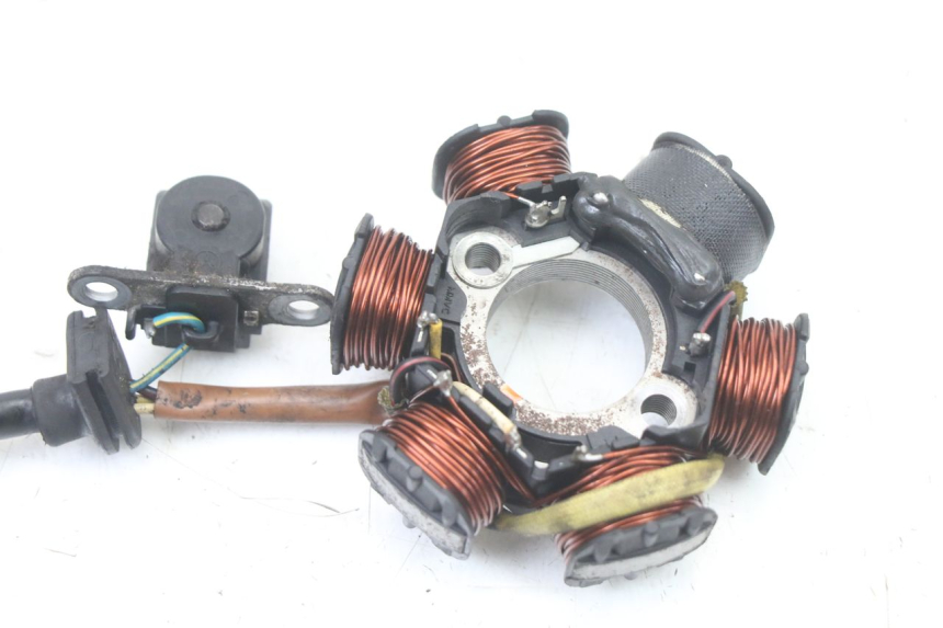 photo de ESTATOR PEUGEOT ELYSTAR 50 (2002 - 2014)