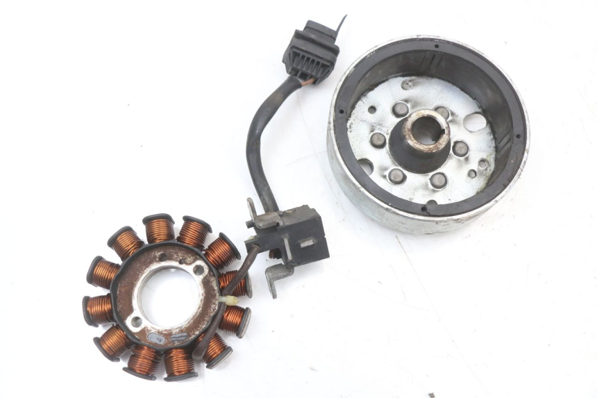 photo de ESTATOR PIAGGIO FLY 4T 50 (2004 - 2010)
