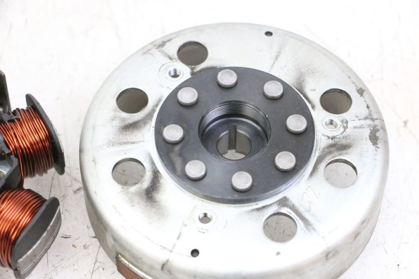 photo de ROTOR ESTATOR PIAGGIO VESPA S 2T 50 (2007 - 2014)