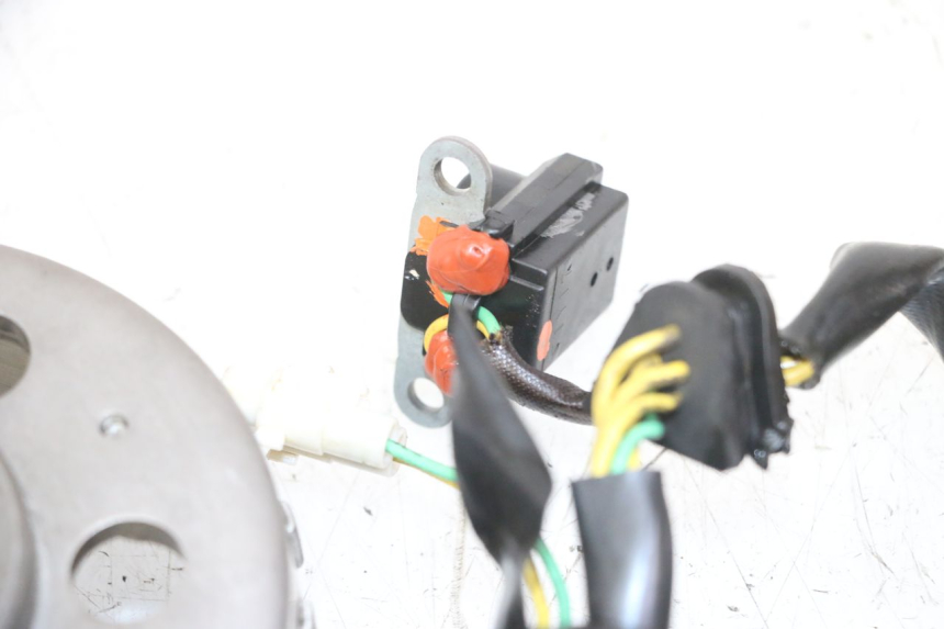 photo de ESTATOR PEUGEOT SATELIS 125 (2013 - 2018)