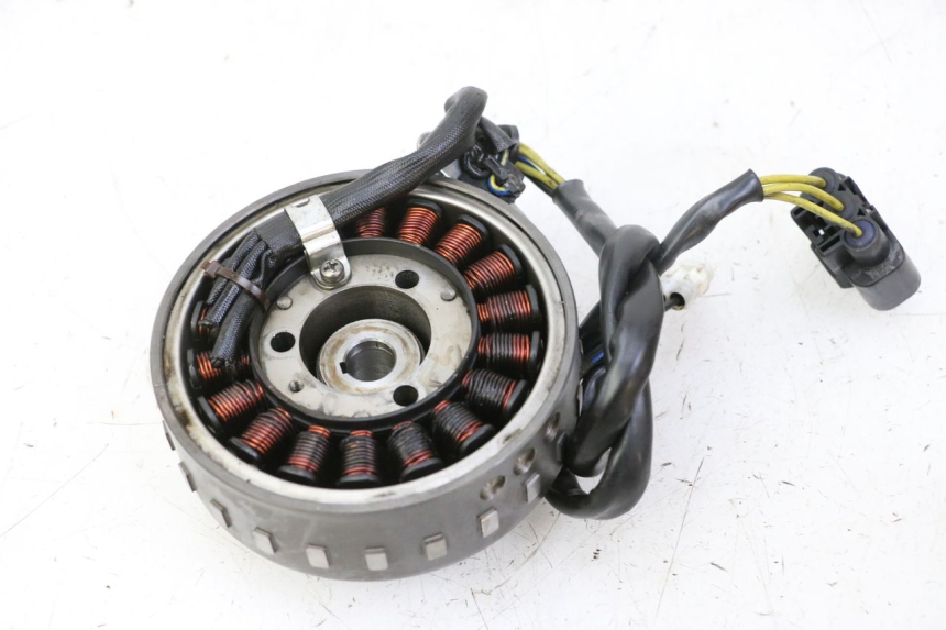 photo de ESTATOR PEUGEOT SATELIS 125 (2013 - 2018)