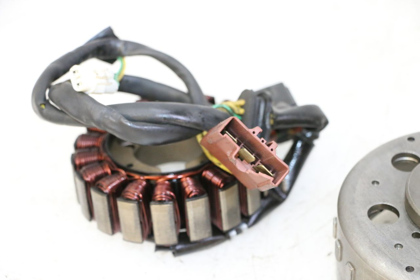 photo de ESTATOR PEUGEOT SATELIS 125 (2010 - 2012)