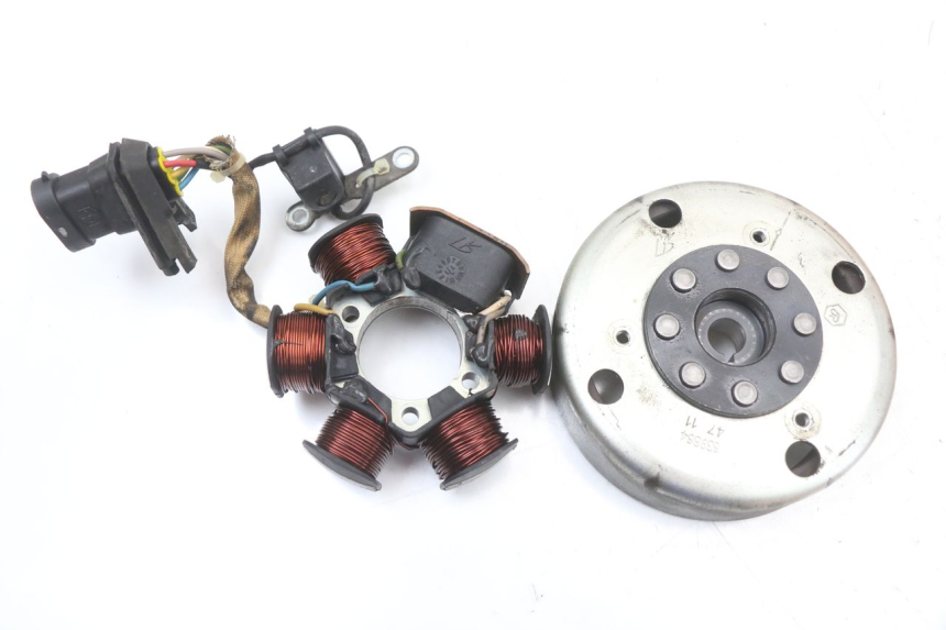 photo de ROTOR ESTATOR PIAGGIO VESPA S 2T 50 (2007 - 2014)