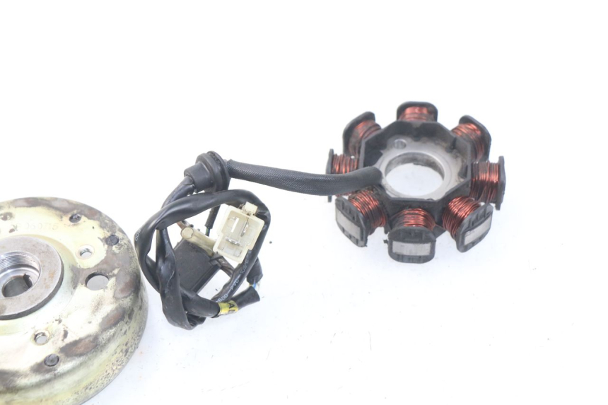 photo de ROTOR ESTATOR PEUGEOT VIVACITY NEW 4T 50 (2008 - 2017)