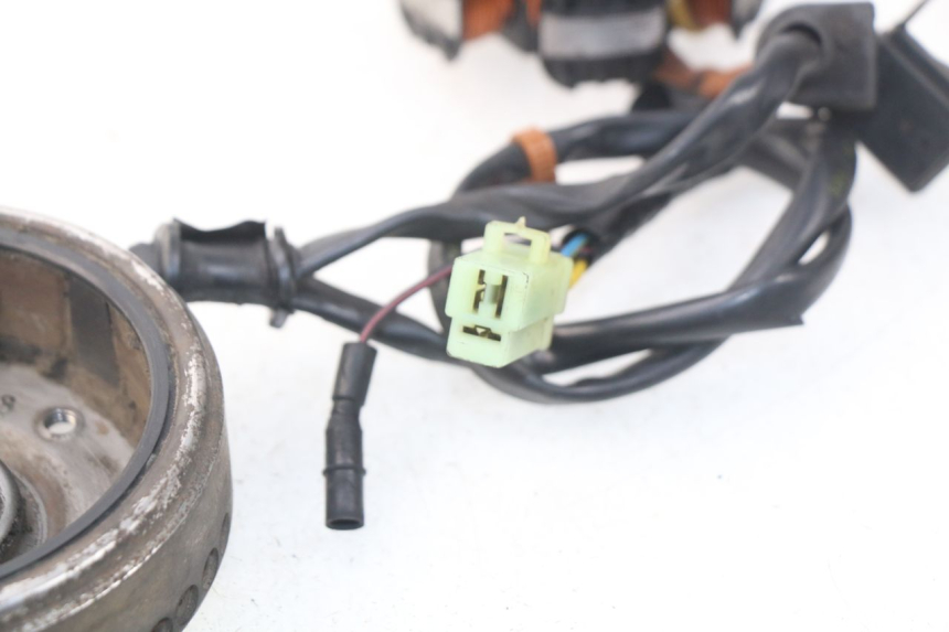 photo de ESTATOR PEUGEOT VIVACITY 50 (2004 - 2009)